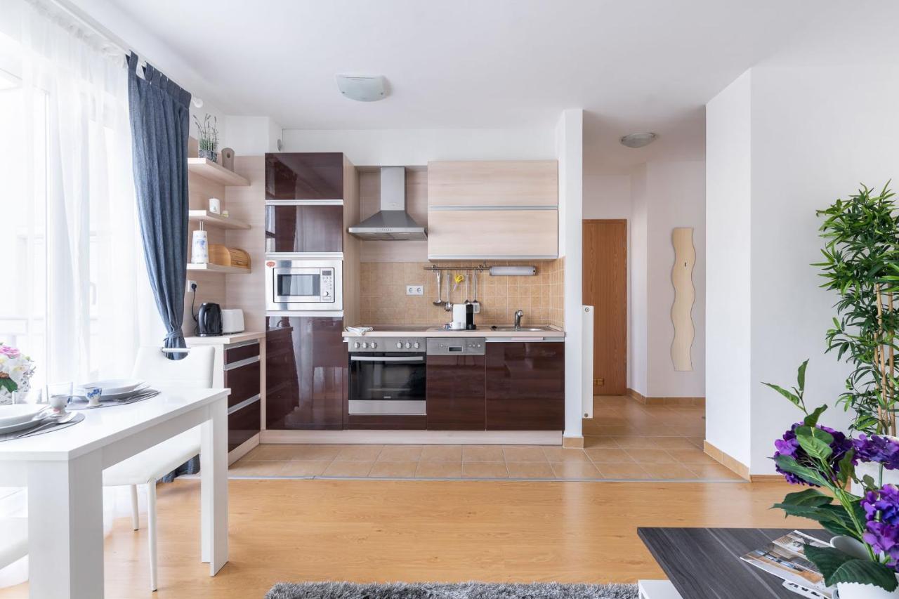 Matthias Home Midtown Budapest Eksteriør bilde